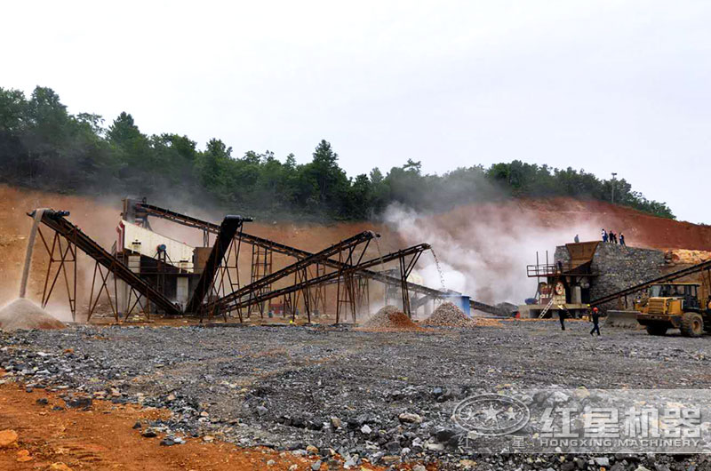 礦石破碎機(jī)多少錢一臺？大型機(jī)器型號